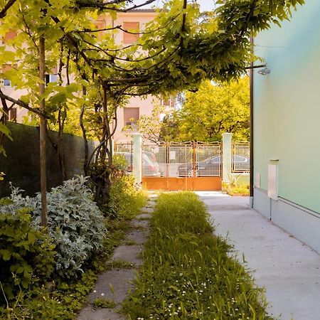 Reno Family House Apartment ราเวนนา ภายนอก รูปภาพ