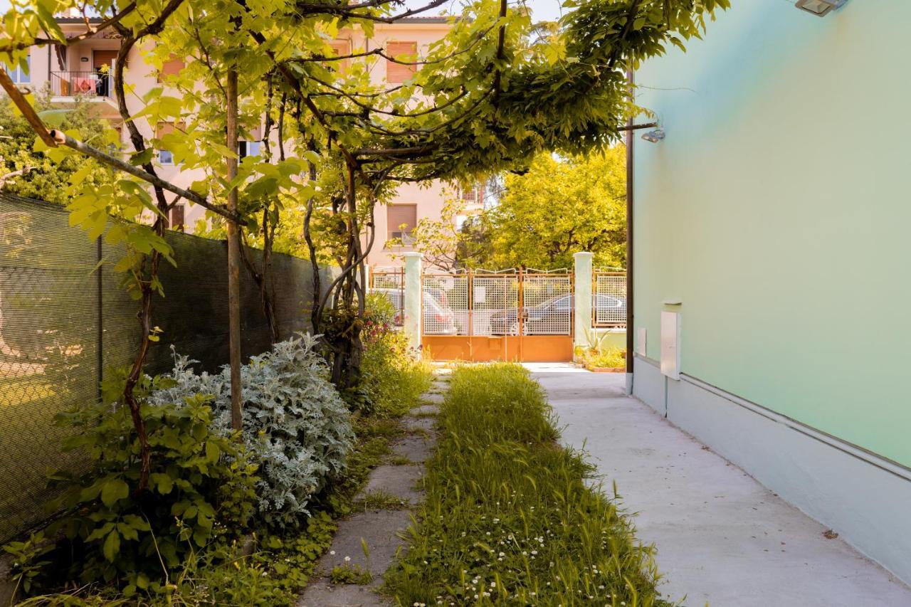 Reno Family House Apartment ราเวนนา ภายนอก รูปภาพ