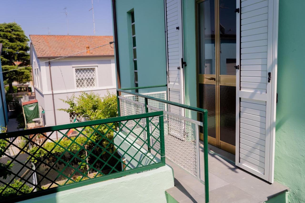 Reno Family House Apartment ราเวนนา ภายนอก รูปภาพ